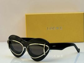 Picture of Loewe Sunglasses _SKUfw55484584fw